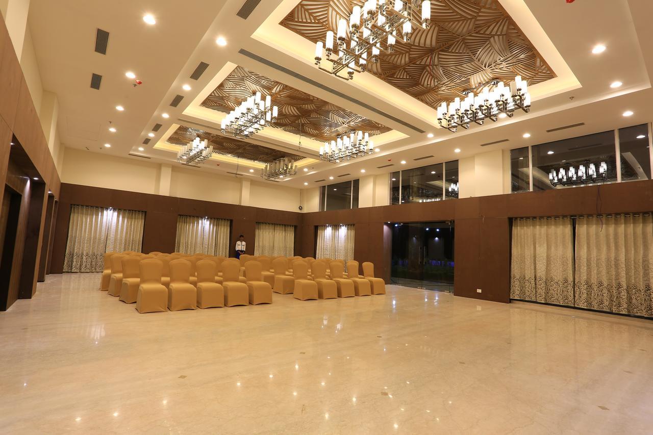 Nandan Kanan Hotel & Resort Sipra Exterior foto
